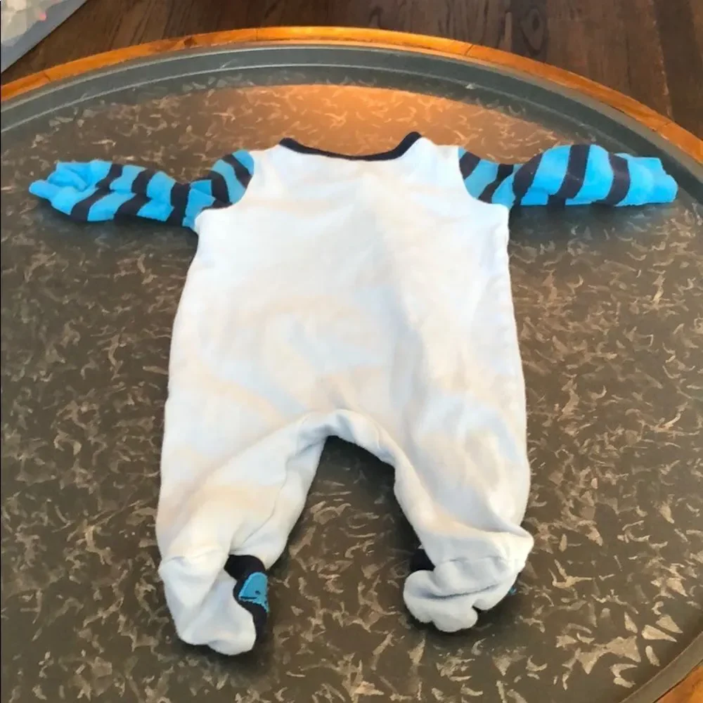 🍭4/$20 Koala Kids whale snap footie pj for baby boy - 3 months